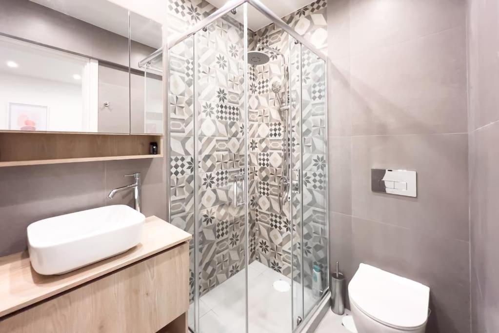 Luxury Studio With Garden Next To Acropolis Athena Bagian luar foto